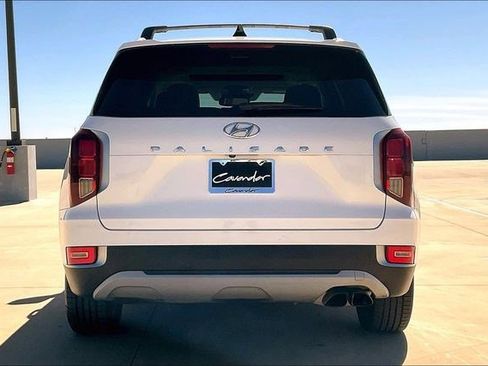 Used 2021 Hyundai Palisade SEL w/ Premium Package image 4