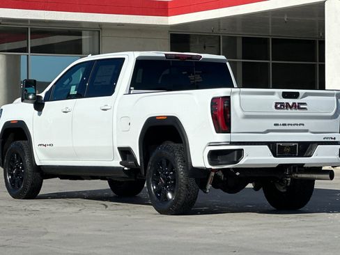 New 2026 GMC Sierra 2500 AT4 w/ AT4 Premium Plus Package image 4