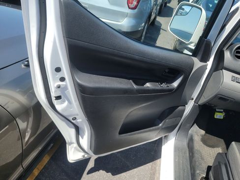 Used 2020 Nissan NV200 SV w/ Back Door Glass Package FWD image 8