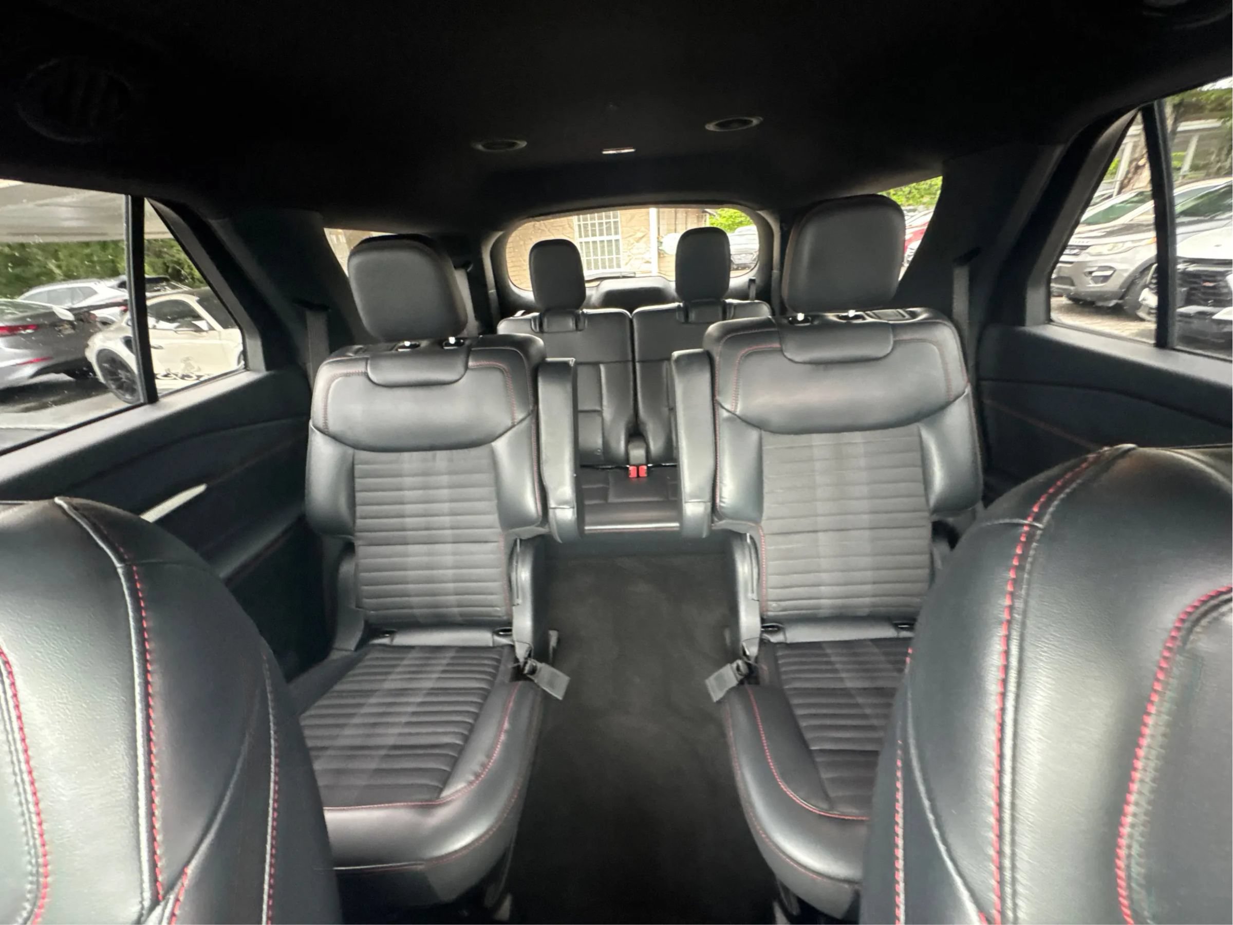 Used 2026 Ford Explorer ST-Line w/ ST-Line Street Pack RWD image 15