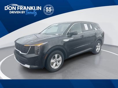 Used 2025 Kia Sorento LX