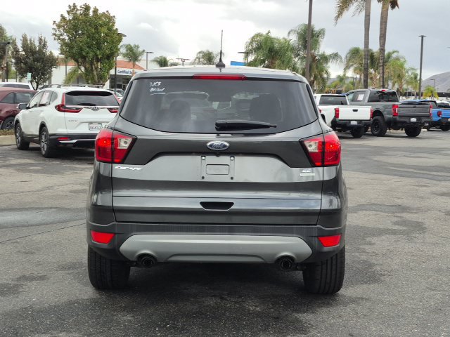 Used 2019 Ford Escape SE FWD image 6