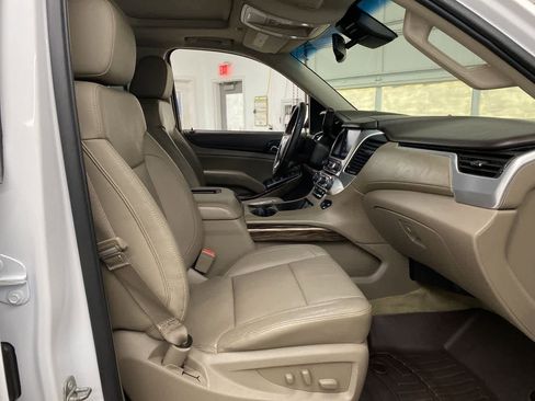 Used 2015 GMC Yukon SLT w/ Open Road Package image 18