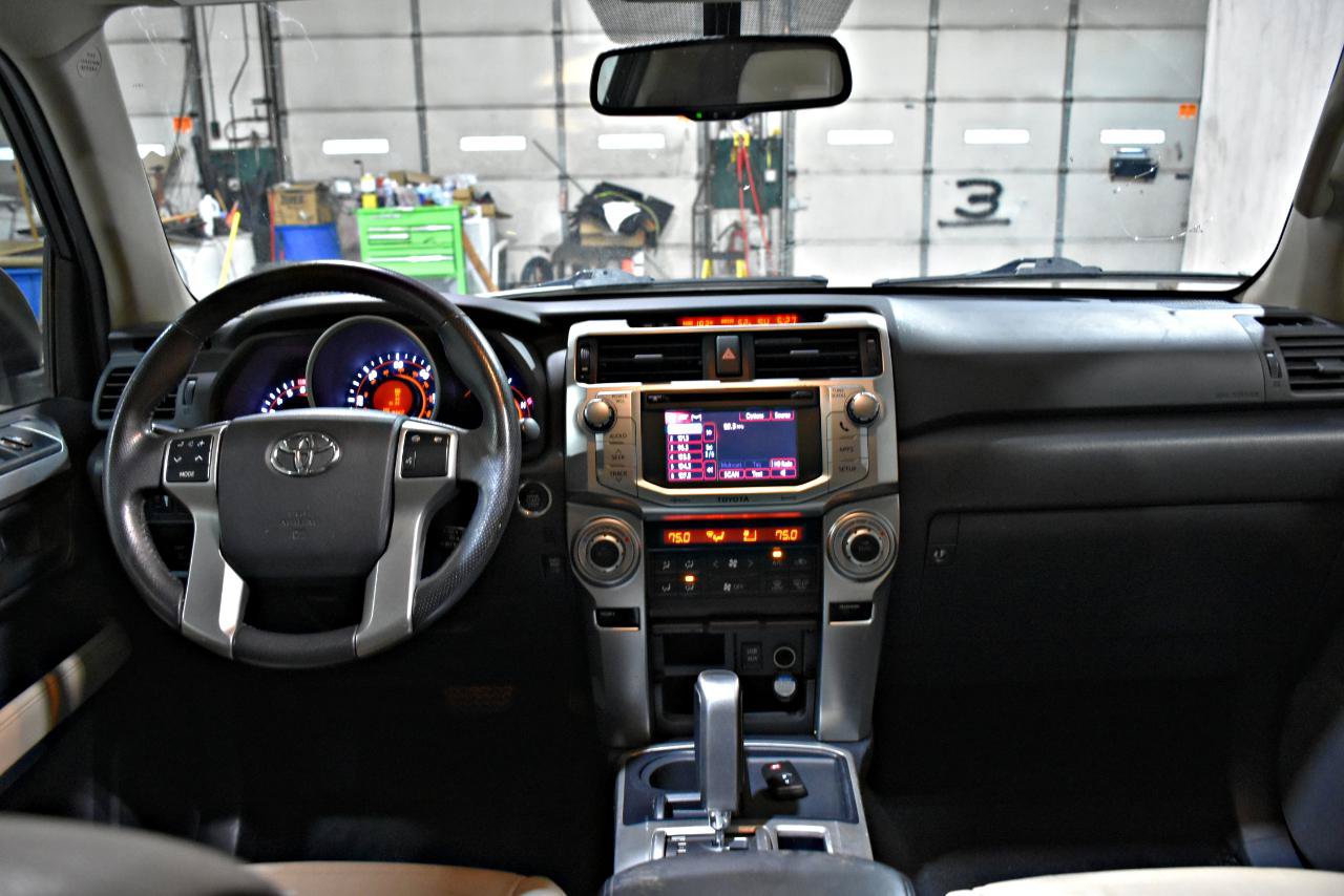 Used 2013 Toyota 4Runner Limited RWD image 10