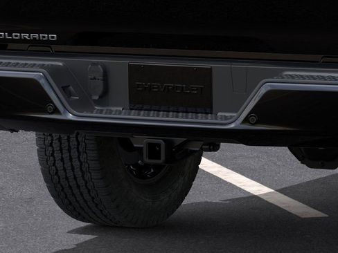 New 2026 Chevrolet Colorado Trail Boss AWD/4WD image 14