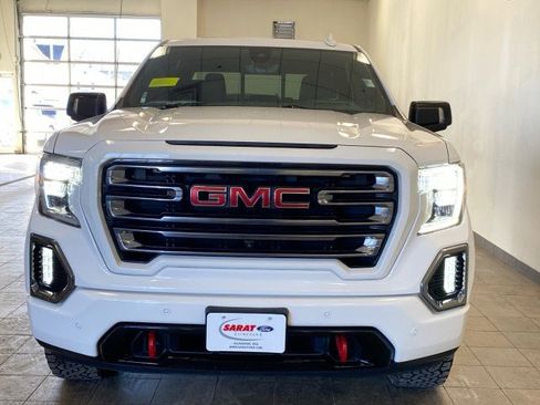 Used 2020 GMC Sierra 1500 AT4 w/ AT4 Premium Package image 3