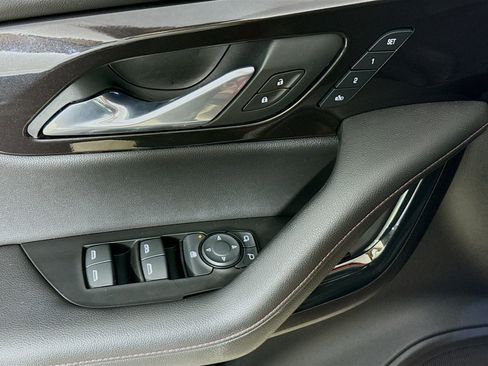 Used 2021 Chevrolet Blazer RS w/ Enhanced Convenience Package image 21