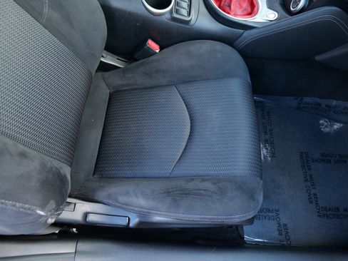 Used 2017 Nissan 370Z Coupe image 39