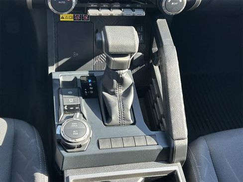 Certified 2025 Toyota Tacoma SR5 image 21