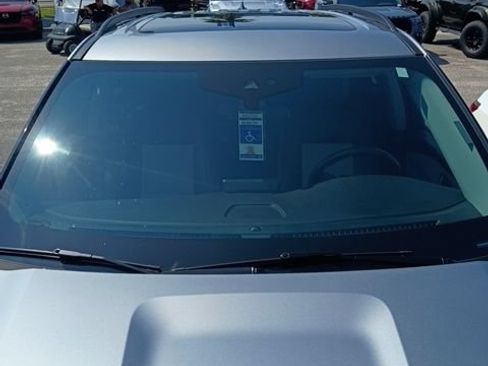 Used 2023 Ford Explorer XLT w/ Equipment Group 202A AWD/4WD image 13