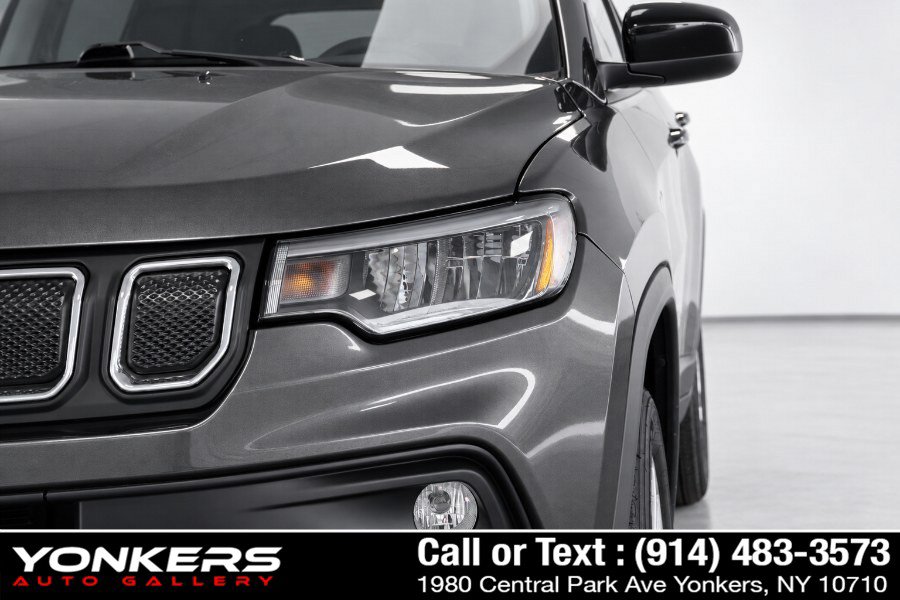 Used 2022 Jeep Compass Latitude AWD/4WD image 15
