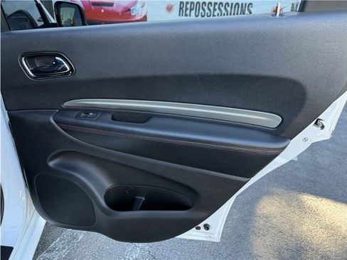 Used 2018 Dodge Durango R/T w/ Technology Group image 30