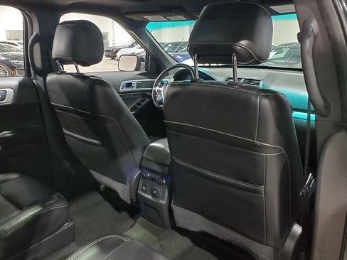 Used 2013 Ford Explorer Sport image 21