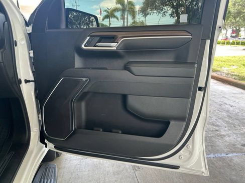 Used 2023 Chevrolet Silverado 1500 LT RWD image 30