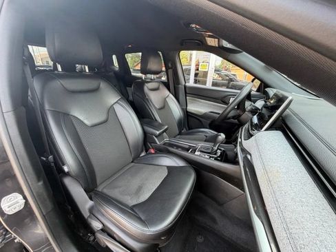 Used 2023 Jeep Compass Latitude w/ Convenience Group AWD/4WD image 12