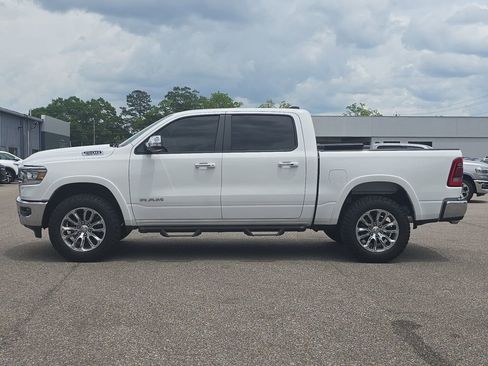 Used 2022 RAM 1500 Laramie AWD/4WD image 12
