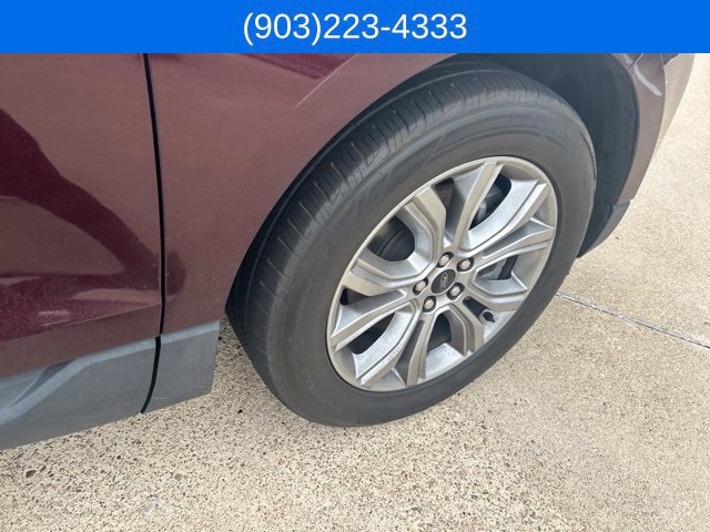 Used 2023 Ford Edge Titanium AWD/4WD image 17