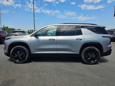 Used 2026 Chevrolet Traverse RS w/ LPO, Floor Liner Package AWD/4WD image 6