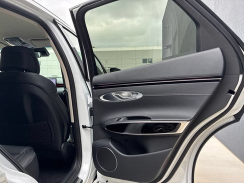 New 2026 Genesis GV70 2.5T AWD/4WD image 8