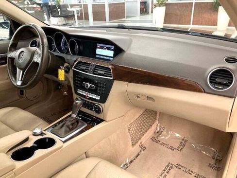 Used 2014 Mercedes-Benz C 300 4MATIC Sedan image 13
