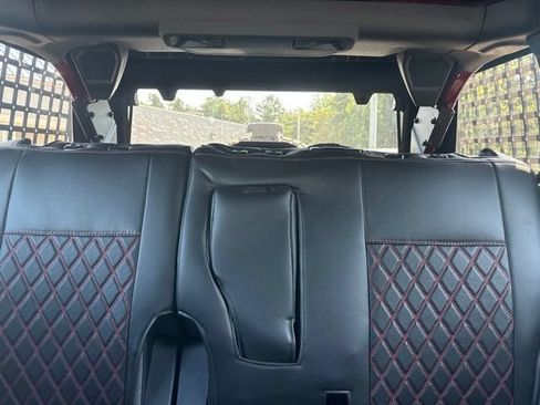 Used 2025 Ford Bronco 4-Door w/ Sasquatch Package AWD/4WD image 11