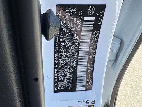 Used 2024 Lexus UX 250h F Sport FWD image 33