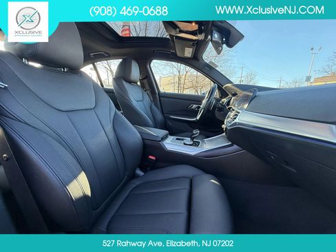 Used 2021 BMW 330i xDrive Sedan w/ Convenience Package image 20