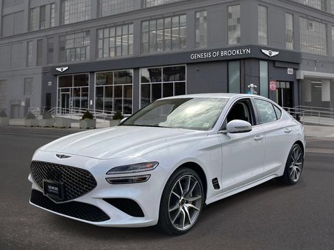 Used 2025 Genesis G70 2.5T RWD image 1