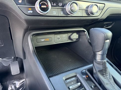 Certified 2023 Honda CR-V EX image 14