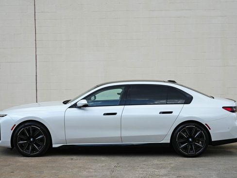 Used 2023 BMW 740i w/ Parking Assistance Package RWD image 54