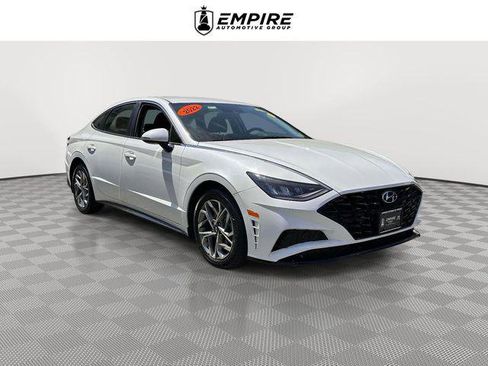 Certified 2022 Hyundai Sonata SEL FWD image 1