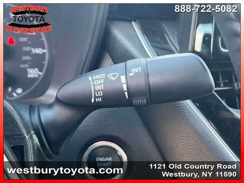 Used 2025 Toyota Corolla SE w/ Convenience Package FWD image 28