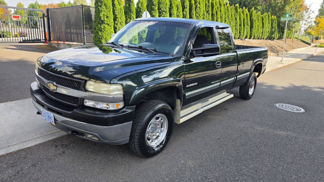 Used 2001 Chevrolet Silverado 2500 LS AWD/4WD image 1