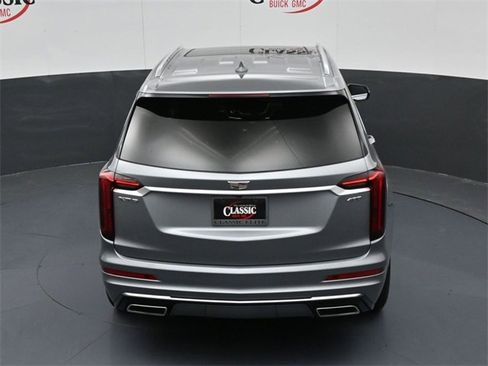 Used 2025 Cadillac XT6 Premium Luxury image 24