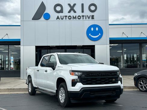 Used 2022 Chevrolet Silverado 1500 W/T AWD/4WD image 1