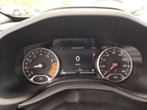 Used 2023 Jeep Renegade Trailhawk w/ Trailer Tow Group AWD/4WD image 26