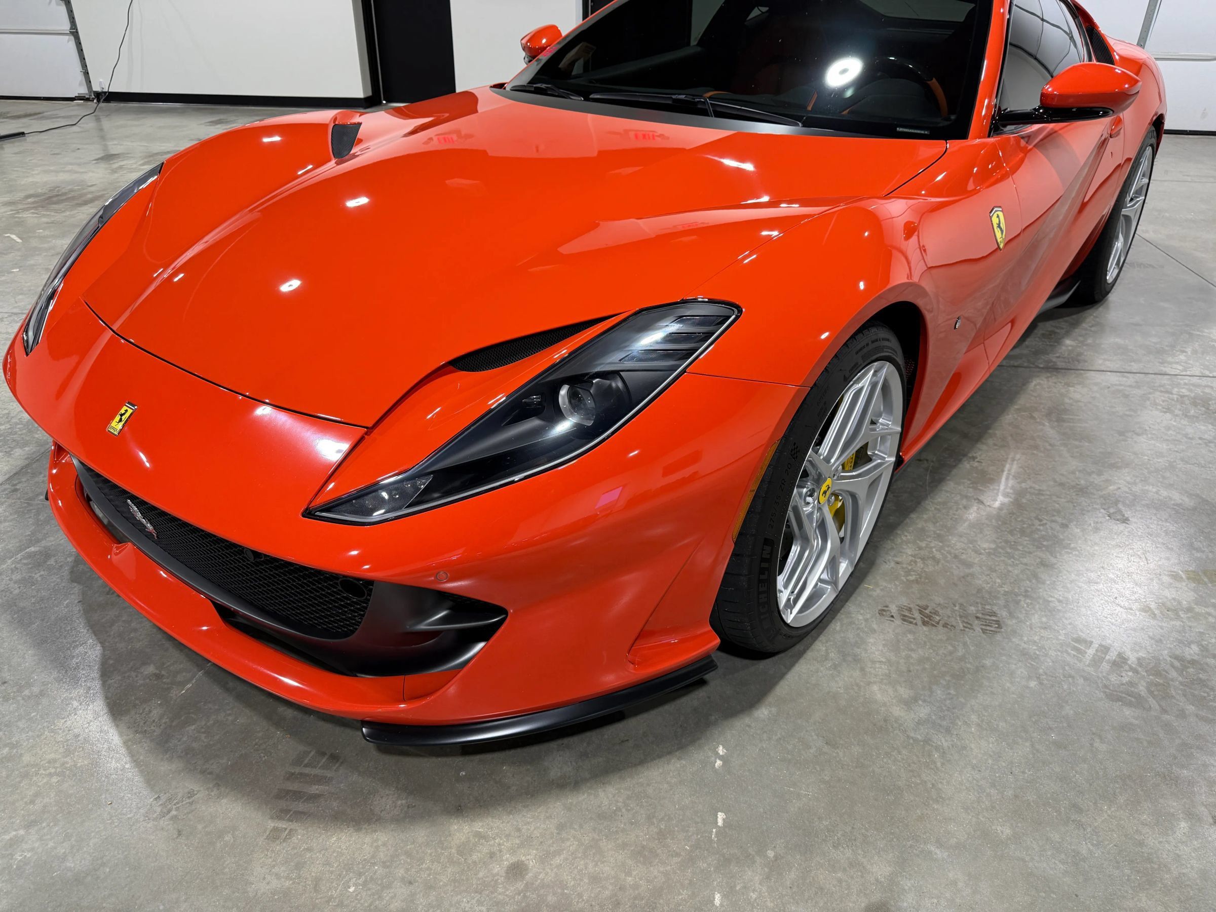 Used 2020 Ferrari 812 Superfast RWD image 17