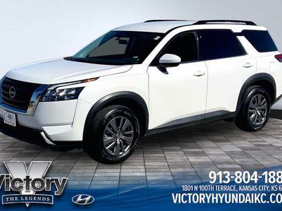 Used 2025 Nissan Pathfinder SV