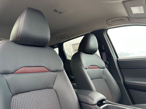 New 2026 Nissan Kicks SR w/ Illumination Package AWD/4WD image 17