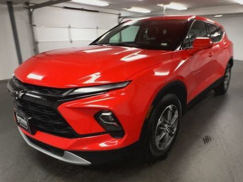 Certified 2025 Chevrolet Blazer LT w/ Driver Confidence Package AWD/4WD image 4