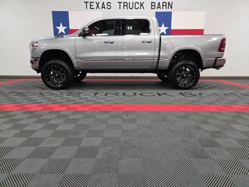 Used 2019 RAM 1500 Limited AWD/4WD image 1