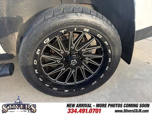 Used 2021 Chevrolet Tahoe Z71 AWD/4WD image 16