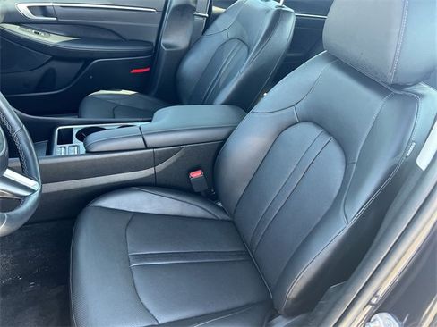 Certified 2025 Hyundai Sonata Limited image 29