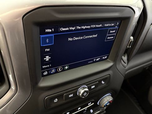 Used 2024 Chevrolet Silverado 1500 Custom Trail Boss w/ LPO, Dark Essentials Package image 31