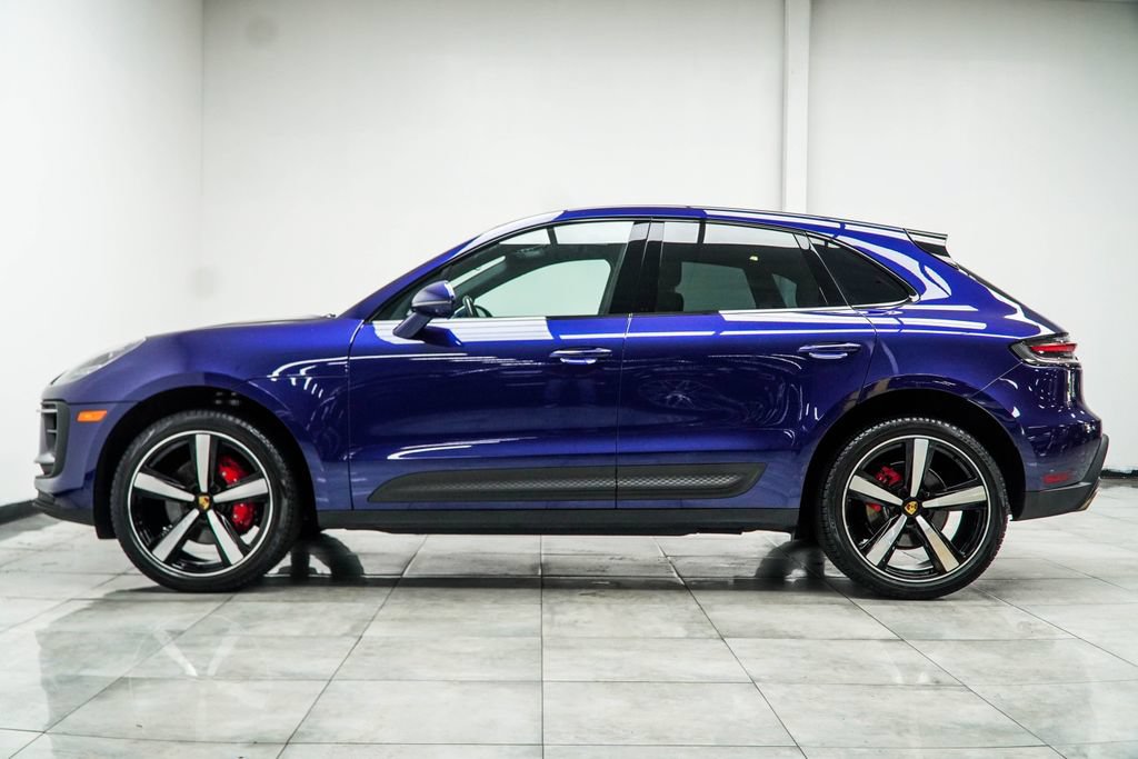Used 2023 Porsche Macan S AWD/4WD image 14