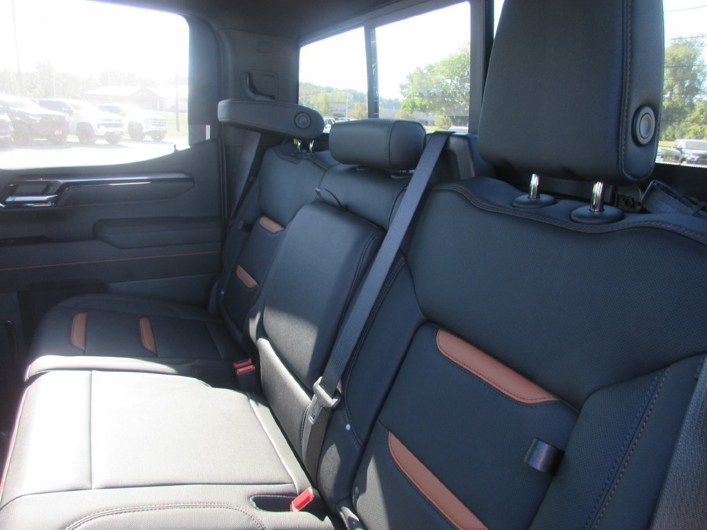 New 2026 GMC Sierra 1500 AT4 w/ AT4 Premium Package AWD/4WD image 14