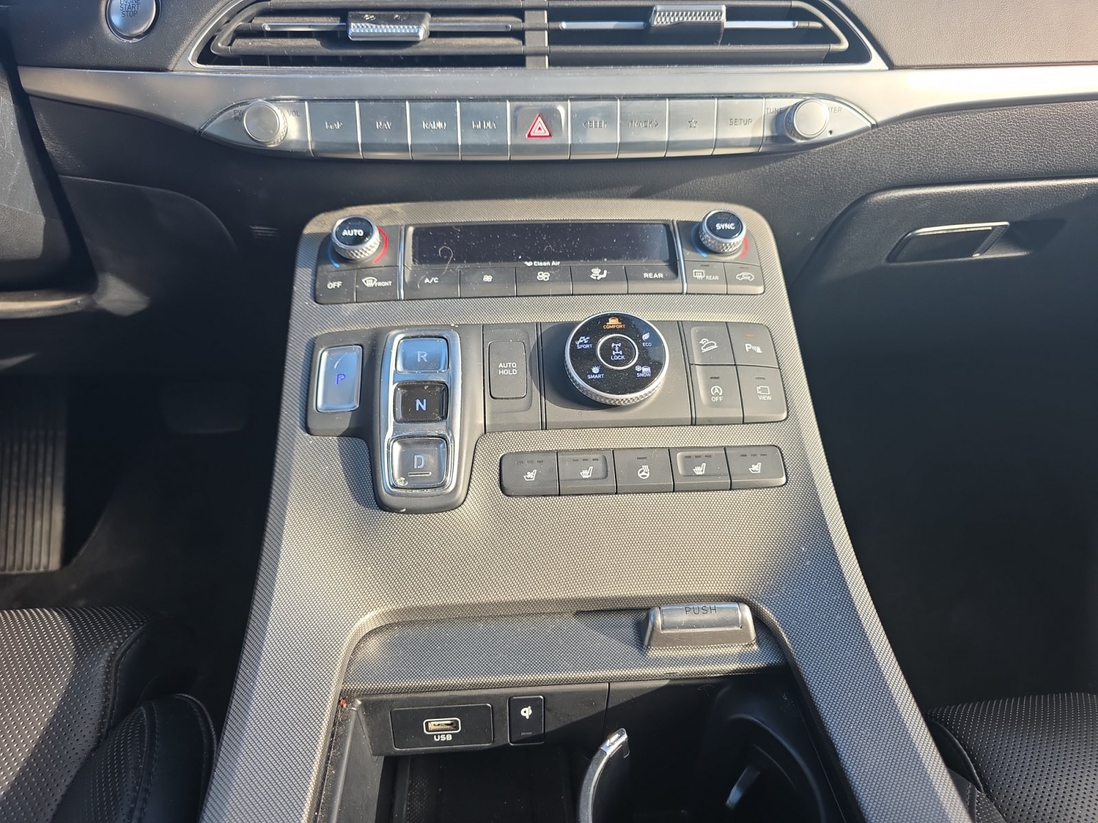Used 2021 Hyundai Palisade Limited AWD/4WD image 12