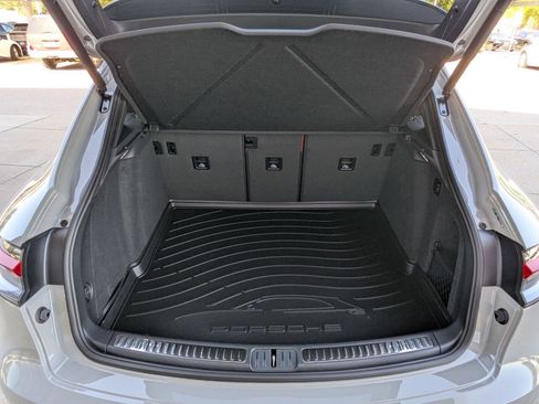 New 2026 Porsche Macan S AWD/4WD image 23