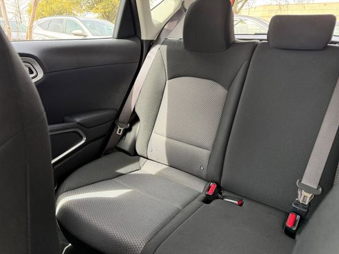 Used 2025 Kia Soul LX w/ LX Technology Package image 39