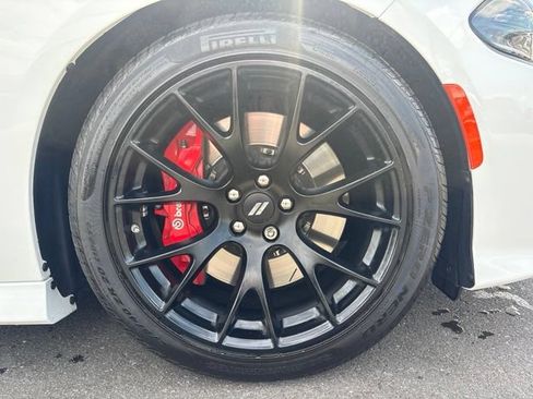 Used 2019 Dodge Charger Scat Pack w/ Dynamics Package RWD image 33
